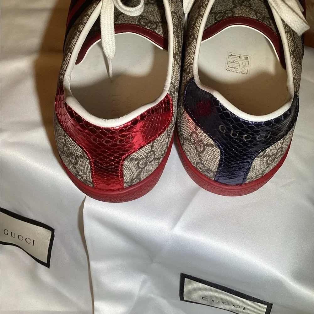 Gucci lace up sneakers size 9.5